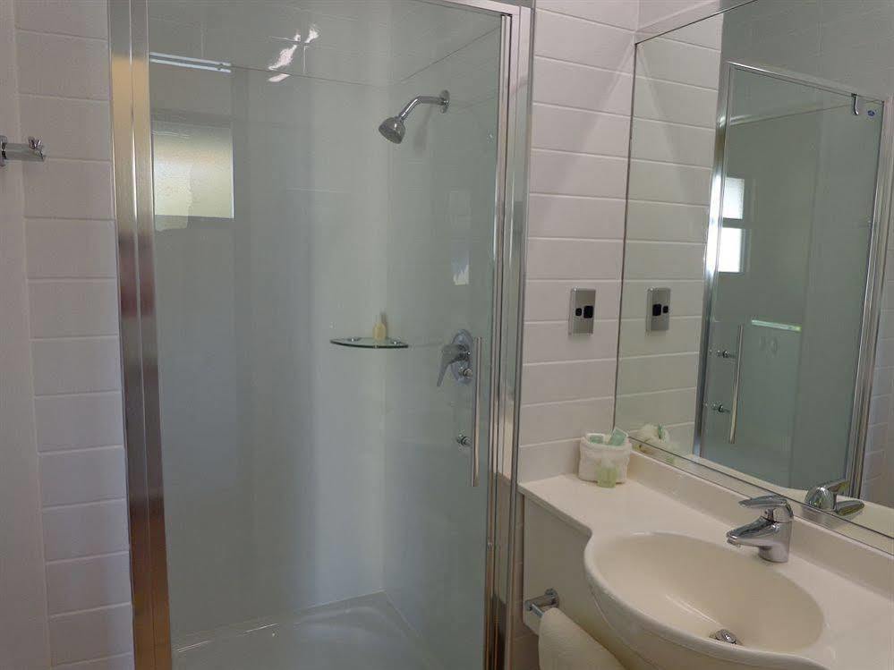 Clearwater Motor Lodge Taupo Ngoại thất bức ảnh